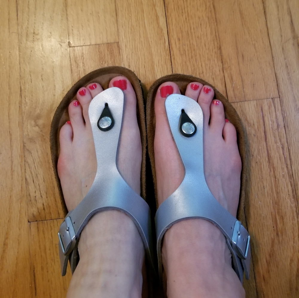 Birkenstock Gizeh Sandal Size 7-7.5/38 Euro